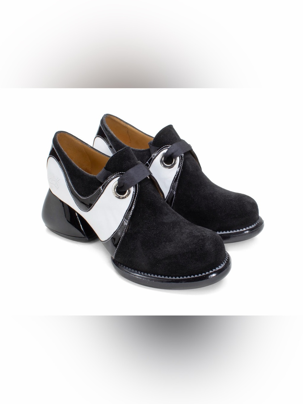 John Fluevog Jasper Swirly Ribbon Lace Shoes Black White 8 GUC